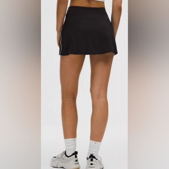 Lululemon High-Rise Lined Mini Skirt Black/ White. - Picture 2 of 12